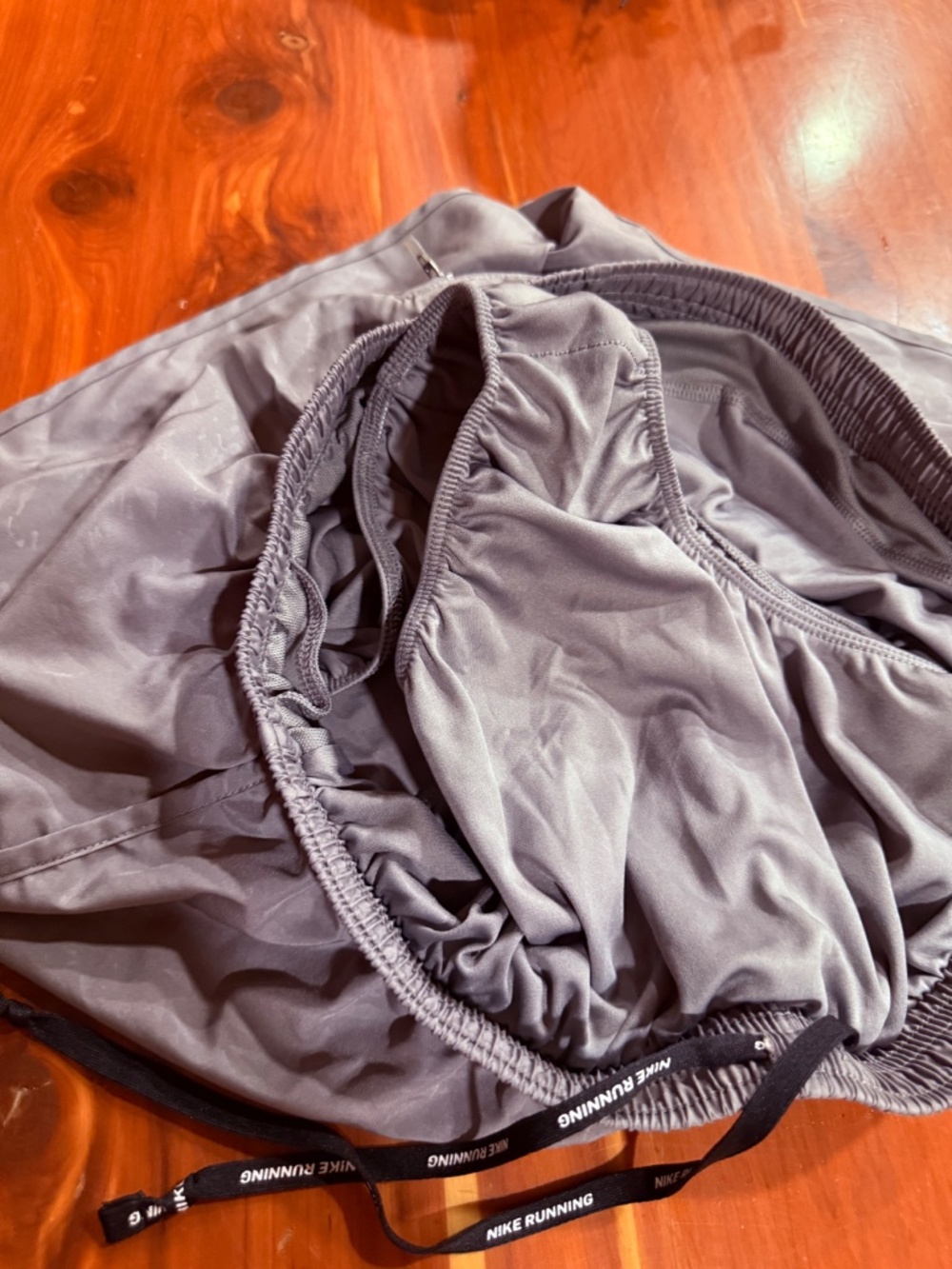Nike dry fit athletic shorts with zipper pocket in back NWOT - Picture 5 of 7